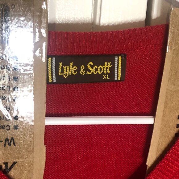 Vintage Lyle & Scott V-Neck Sweater Red Pullover  XL Golf Tennis Casualwear USA - Picture 2 of 7